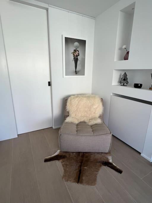 קנוקה-הייסט Beautiful Penthouse At 5Min Of Albert Place מראה חיצוני תמונה
